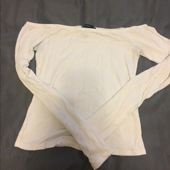 Forever 21 Tops - Off the shoulder top Forever 21 Tops - Off the shoulder top